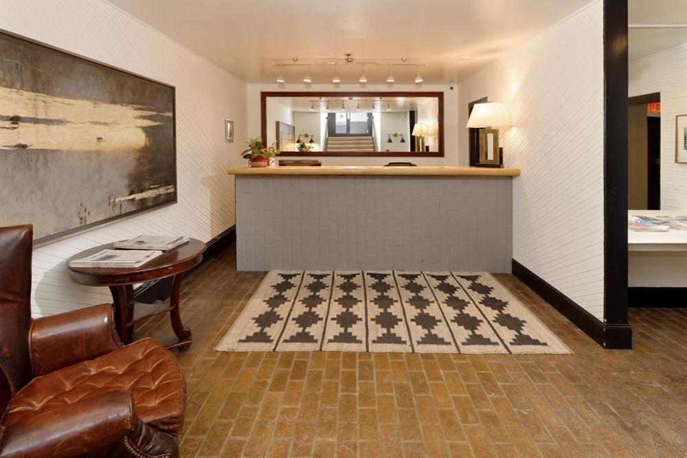 Independence Square 304, Stylish Hotel Room With Downtown Views & Great Location Aspen Exterior foto